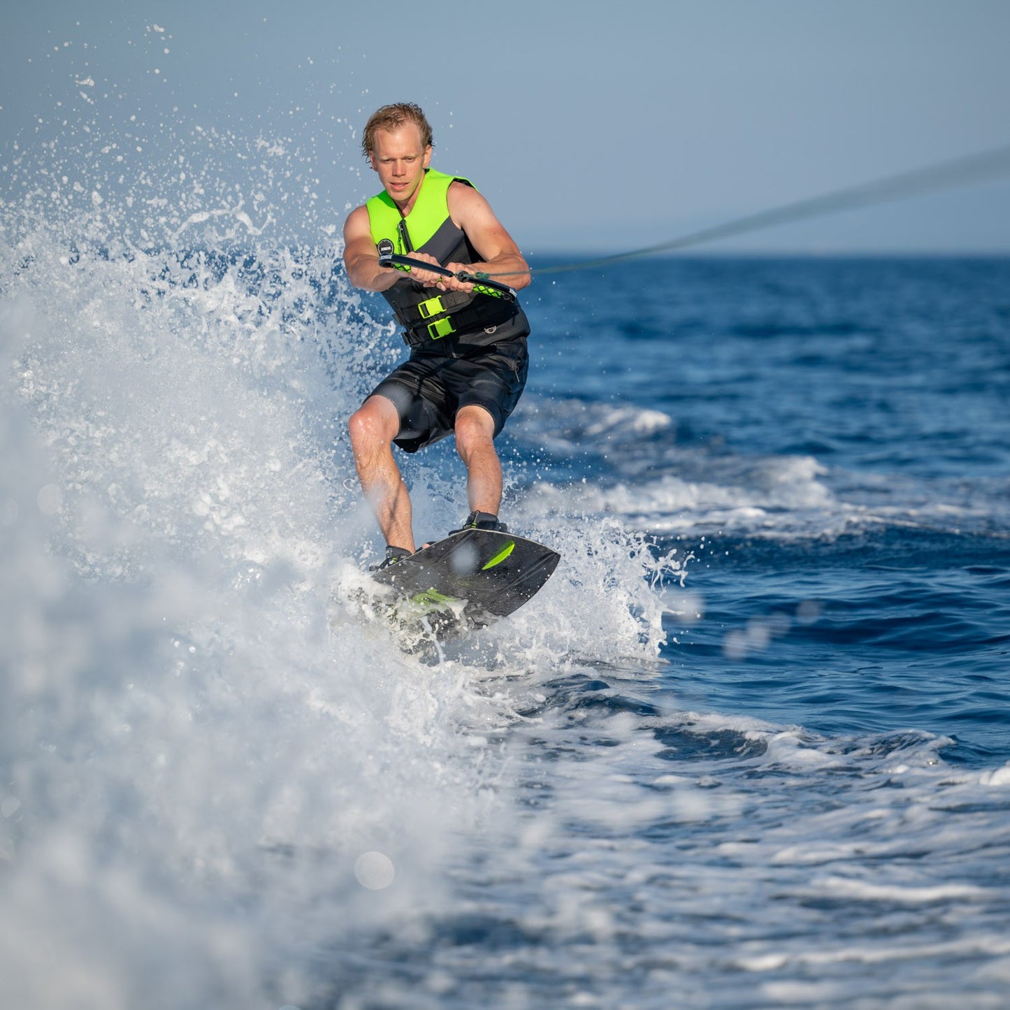 Jobe Vanity Wakeboard & Unit Bindings Set ヴァニティ ウェイクボード & ユニット ビンディング セット 278824011