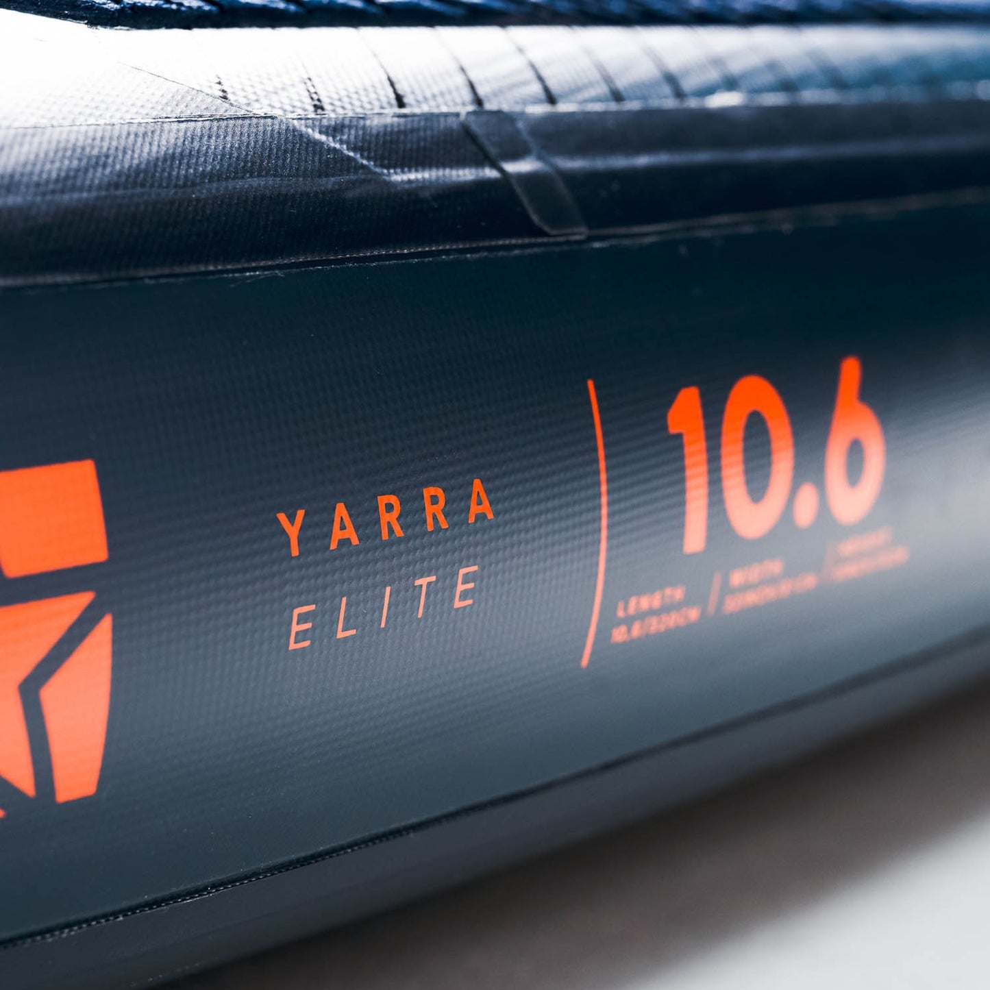 Jobe エアロ  ヤラ SUP エリート ボード 10.6パッケージ Yarra Elite 10.6 Inflatable Paddle Board Package 486423011